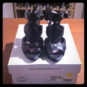 Steve Madden Madalynn Heels